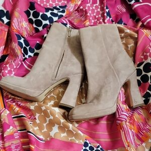 Sam Edelman Beige Heeled Boots